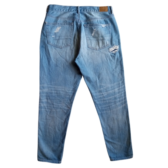 AMERICAN EAGLE Hi-Rise Girlfriend Distressed Jeans - Picture 11 of 11